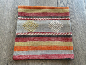 Vintage kilim cushion - B10 - 40x40 cm