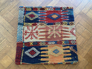 Vintage kilim cushion - F6 - 60x60 cm