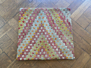 Vintage kilim cushion - B44 - 40x40 cm