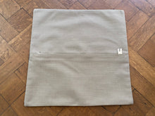 Load image into Gallery viewer, Vintage kilim cushion - C6 - 45x45 cm
