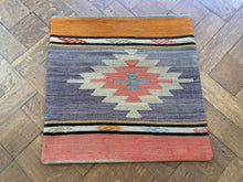 Load image into Gallery viewer, Vintage kilim cushion - C9 - 45x45 cm
