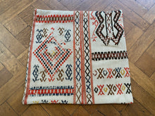 Load image into Gallery viewer, Vintage kilim cushion - D23 - 50x50 cm
