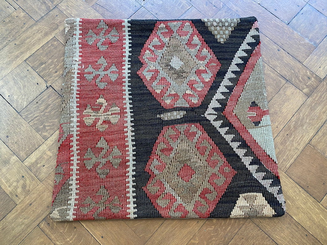 Vintage kilim cushion - D37 - 50x50 cm